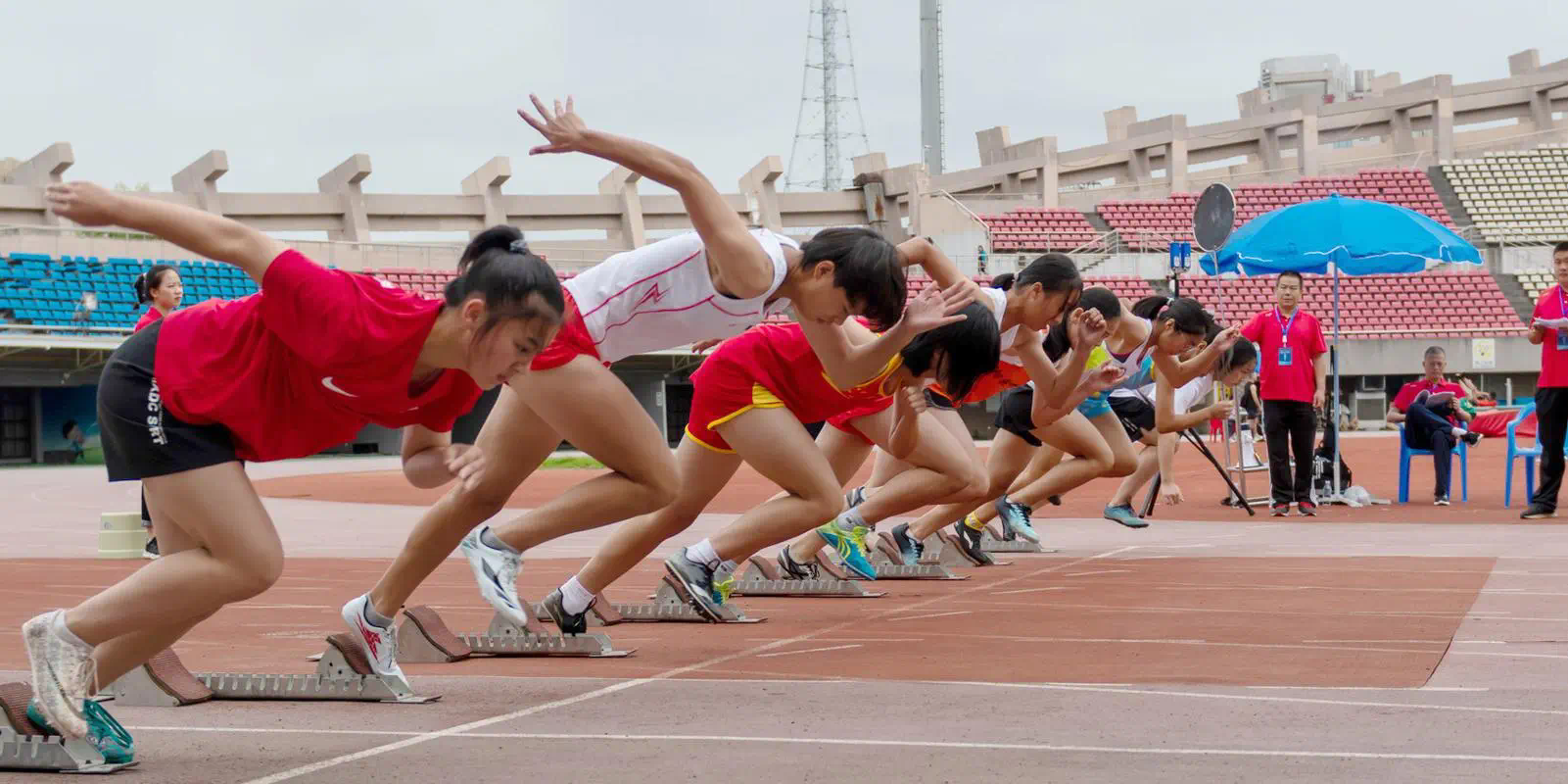 150米操场塑胶跑道价格